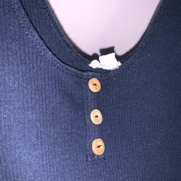 garage henley lettuce edge tank top - Picture 3 of 4